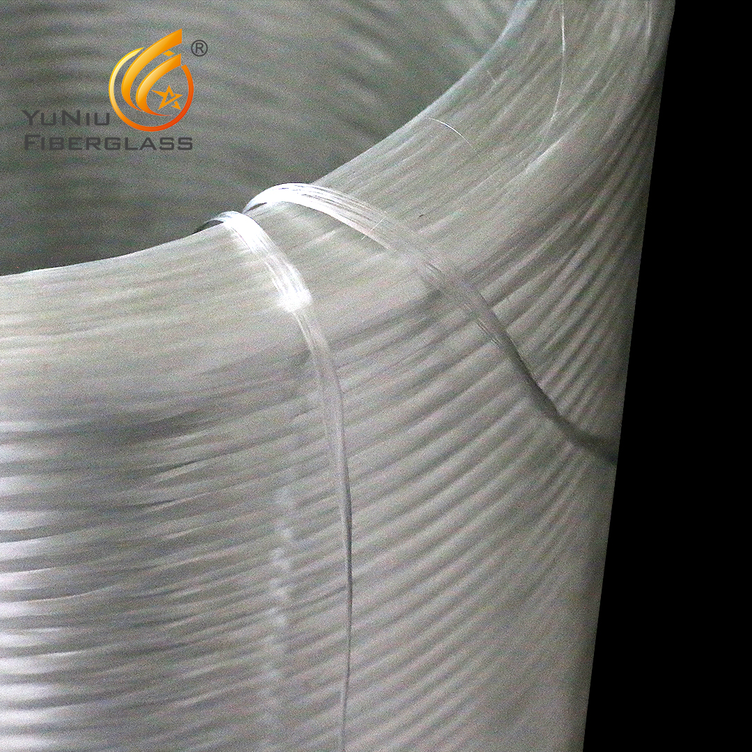 Fiberglass roving makes the reinforcement of the water tank shell uniformly stressed